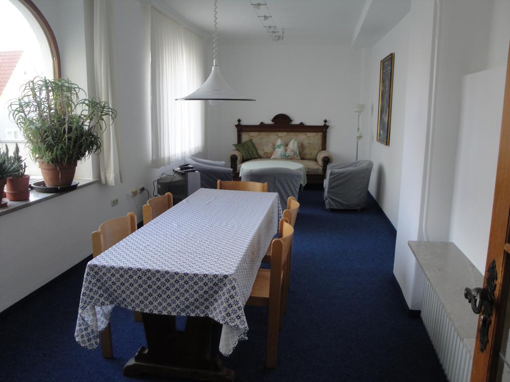 Apartament Bed & Kitchen Burgau Zewnętrze zdjęcie